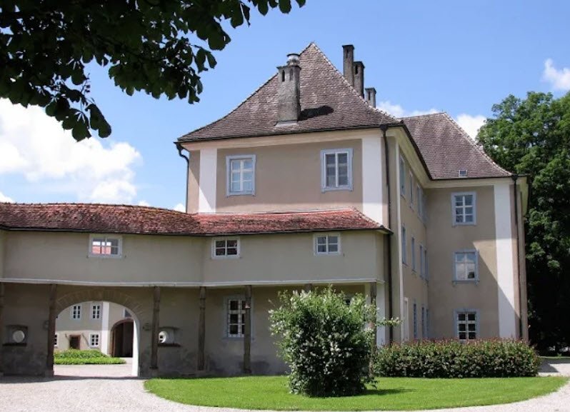 Achstetten Castle, Germany